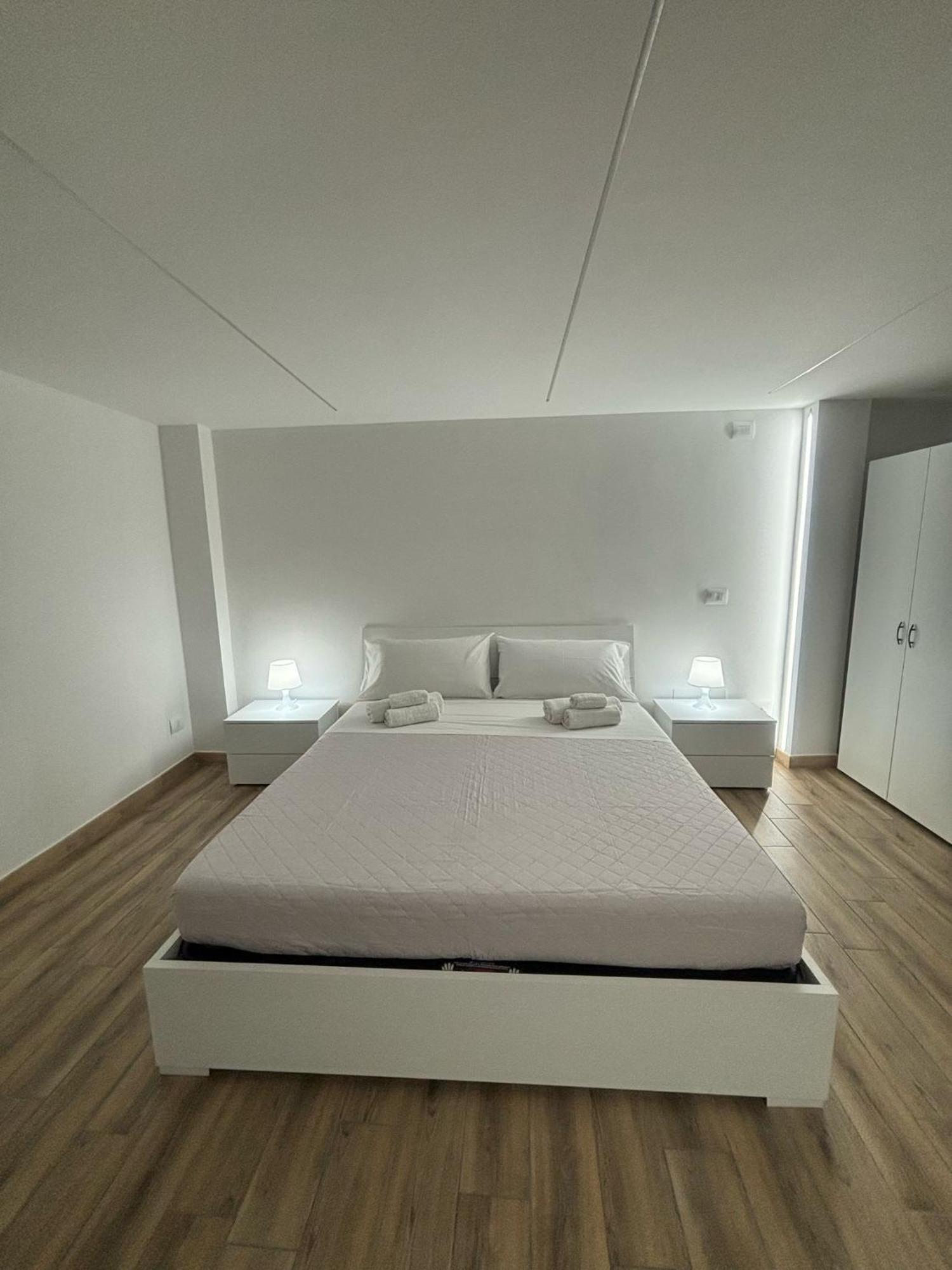 Carmen'S House Bed & Breakfast Nettuno Dış mekan fotoğraf